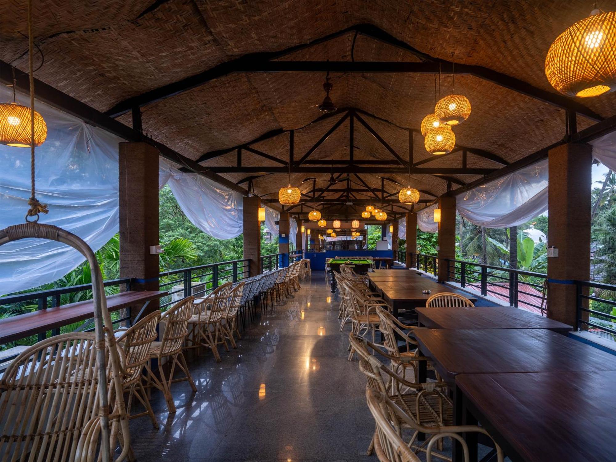 Madpackers Goa Anjuna - Bar Extérieur photo