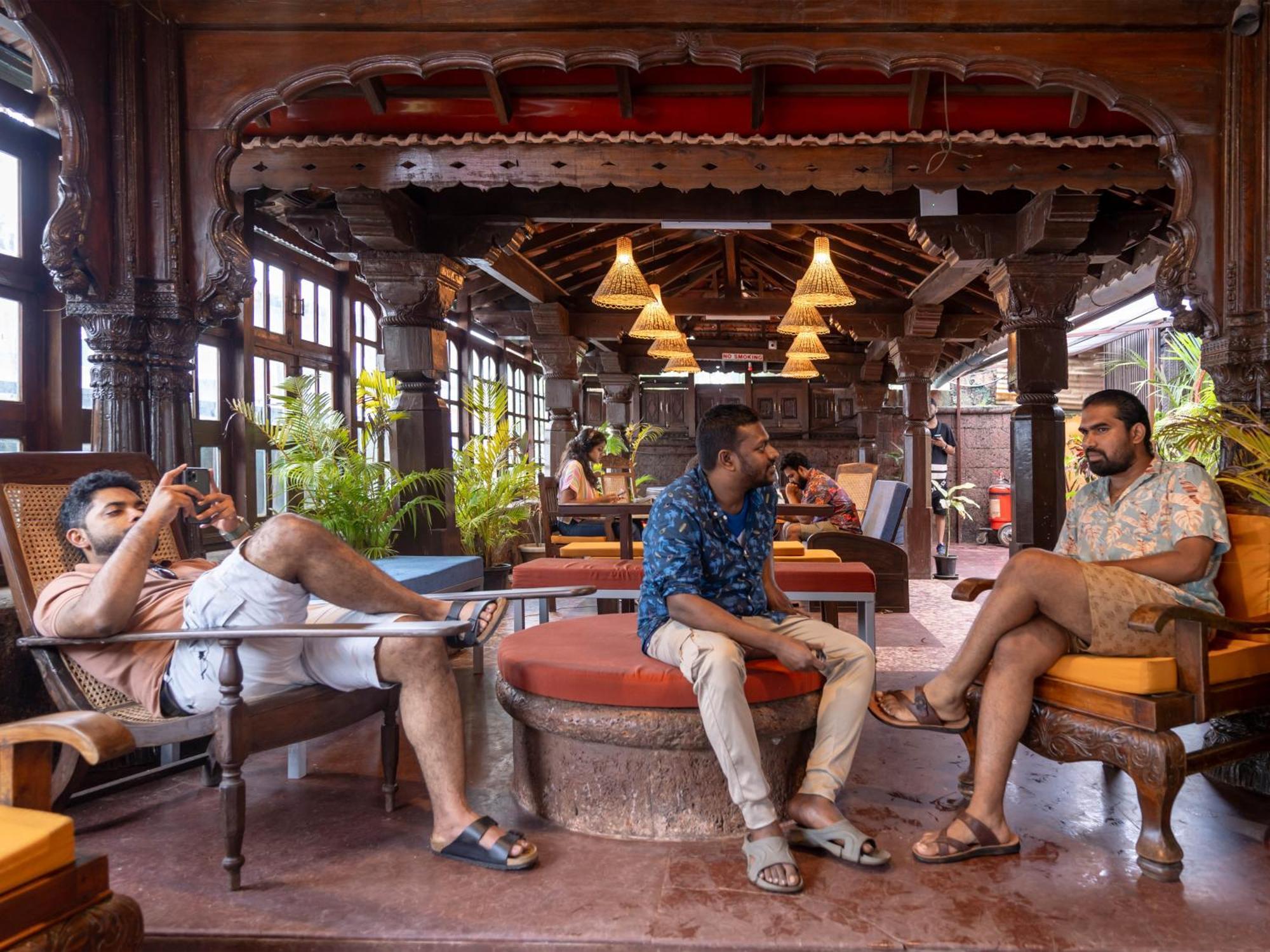 Madpackers Goa Anjuna - Bar Extérieur photo