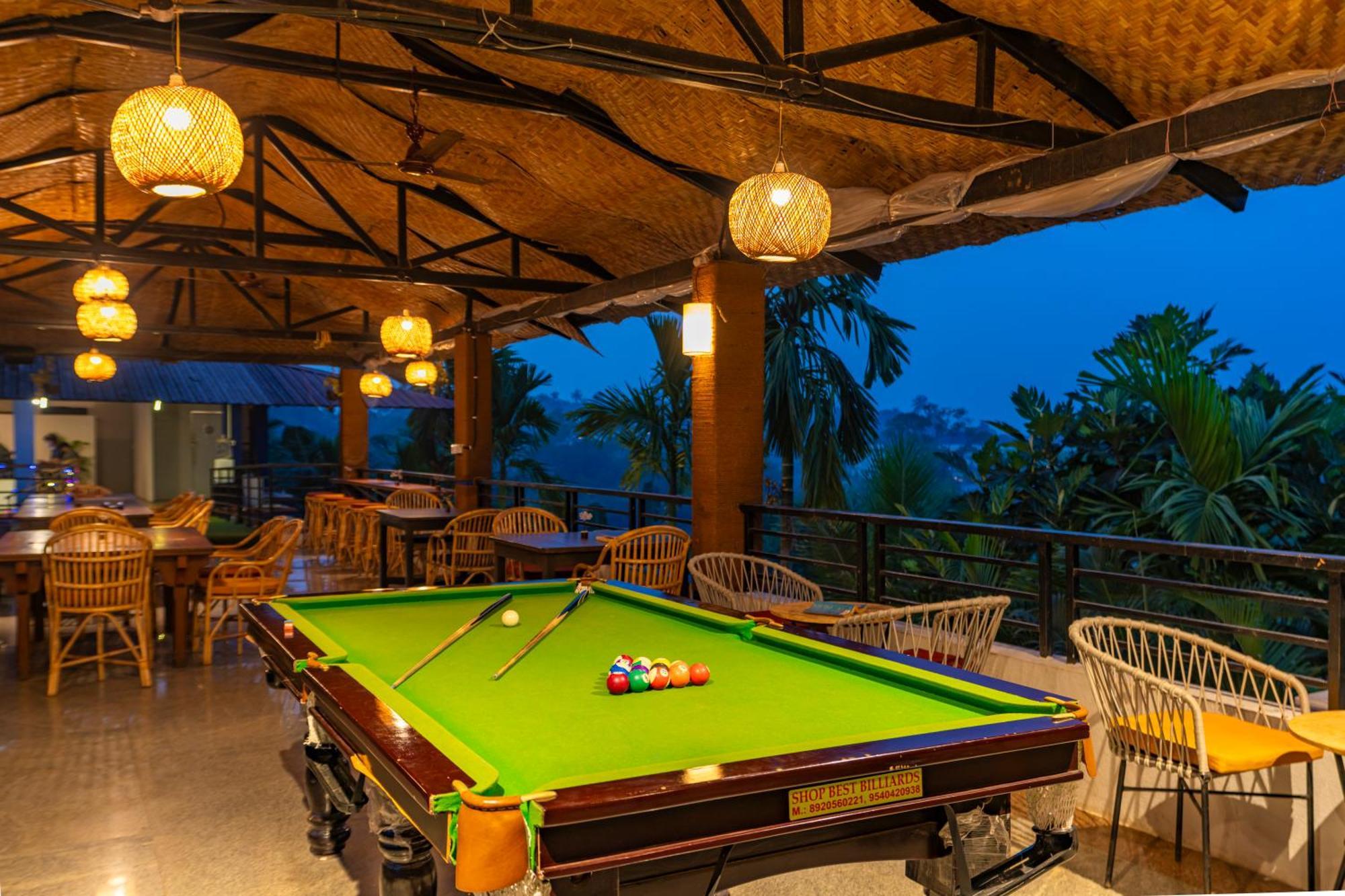 Madpackers Goa Anjuna - Bar Extérieur photo